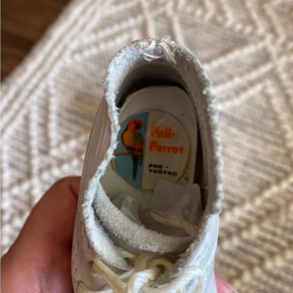Vintage baby crib shoes‎